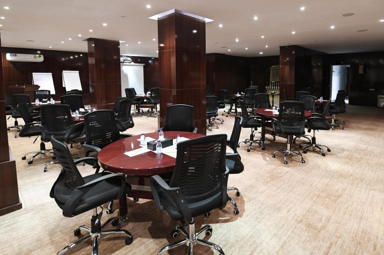 Azd Hotel Abha Exterior photo